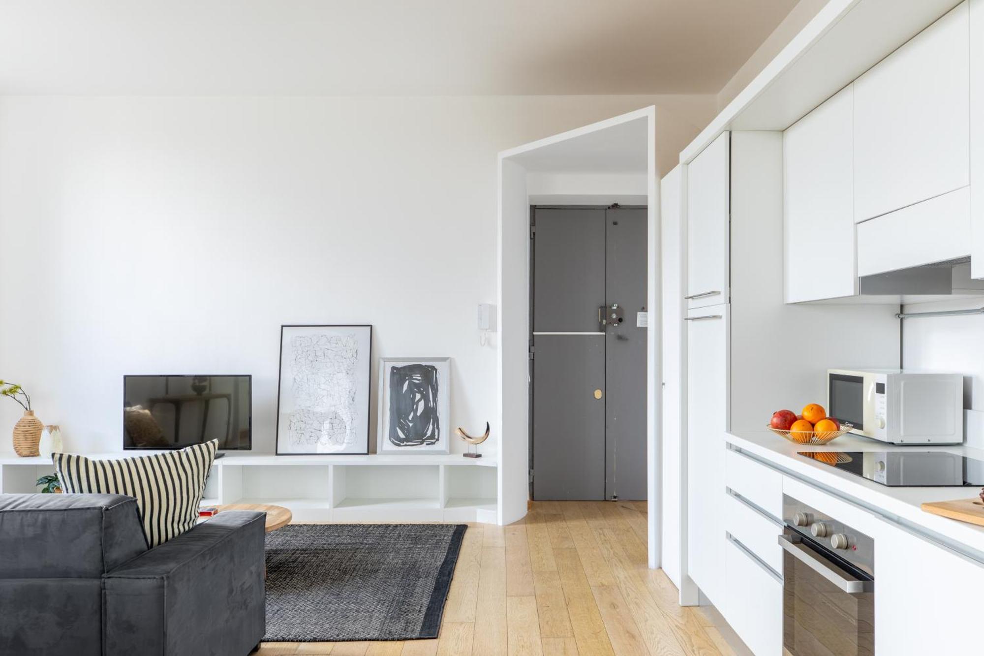 Iflat Contemporary Elegant Skyline In