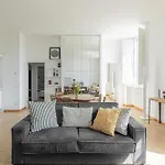 Iflat Contemporary Elegant Skyline In Rome