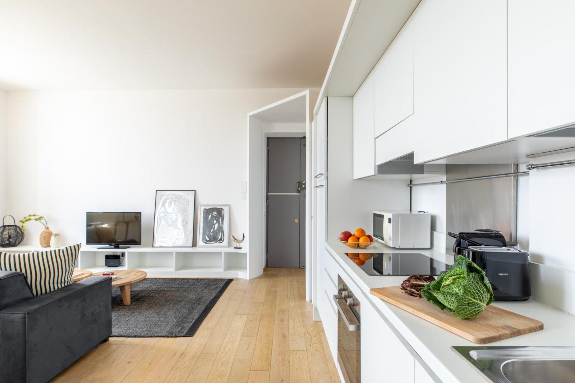 Iflat Contemporary Elegant Skyline In Appartamento Roma