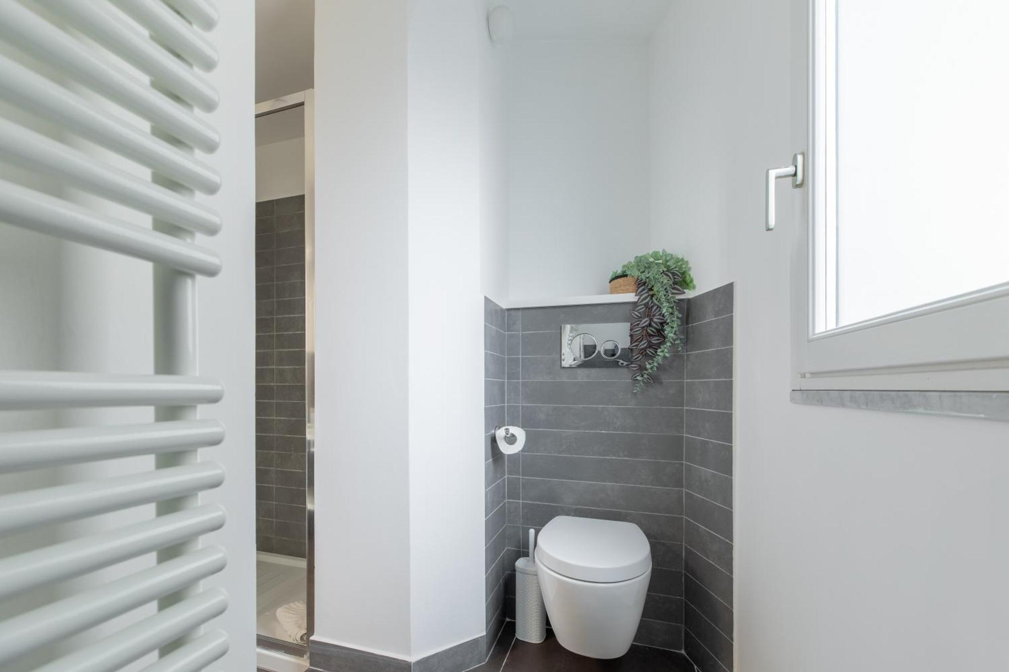 Iflat Contemporary Elegant Skyline In Roma